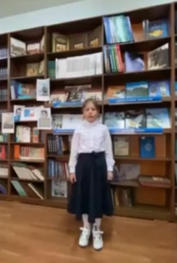 "Алматы-әсем қала" тақырыбында оқушылар арасында өлең оқу сайысы